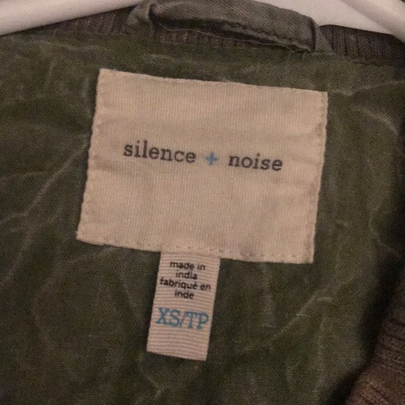 Silence + noise Jacket - SZ XS - olive bomber - Picture 3 of 3